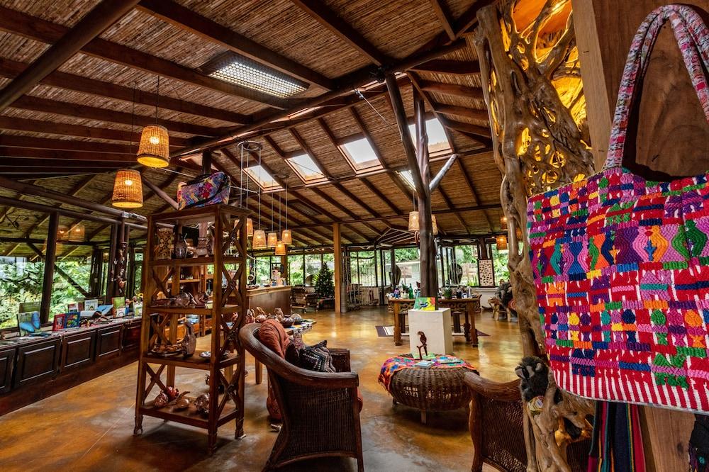 Lost Iguana Resort And Spa La Fortuna Exteriör bild