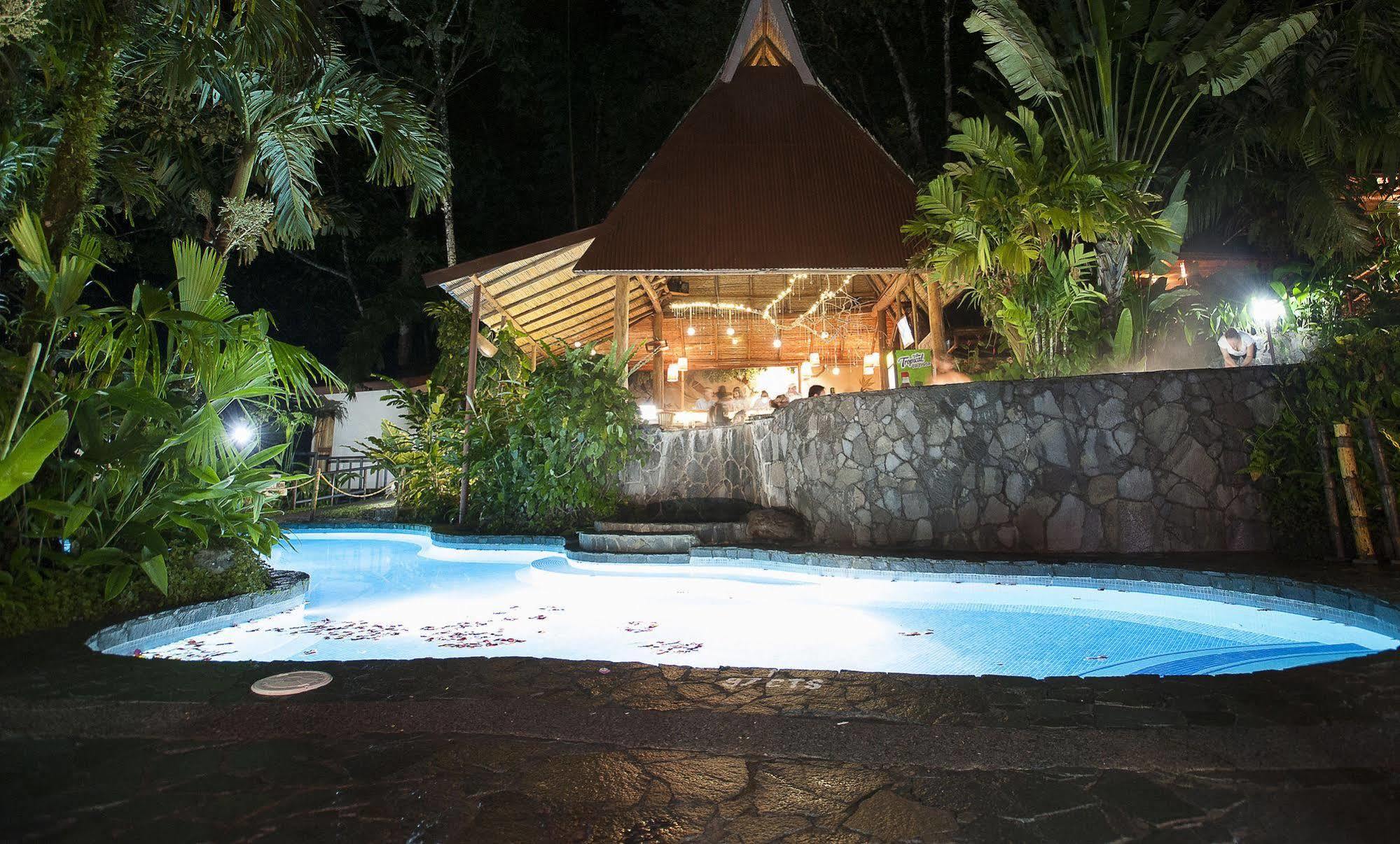 Lost Iguana Resort And Spa La Fortuna Exteriör bild